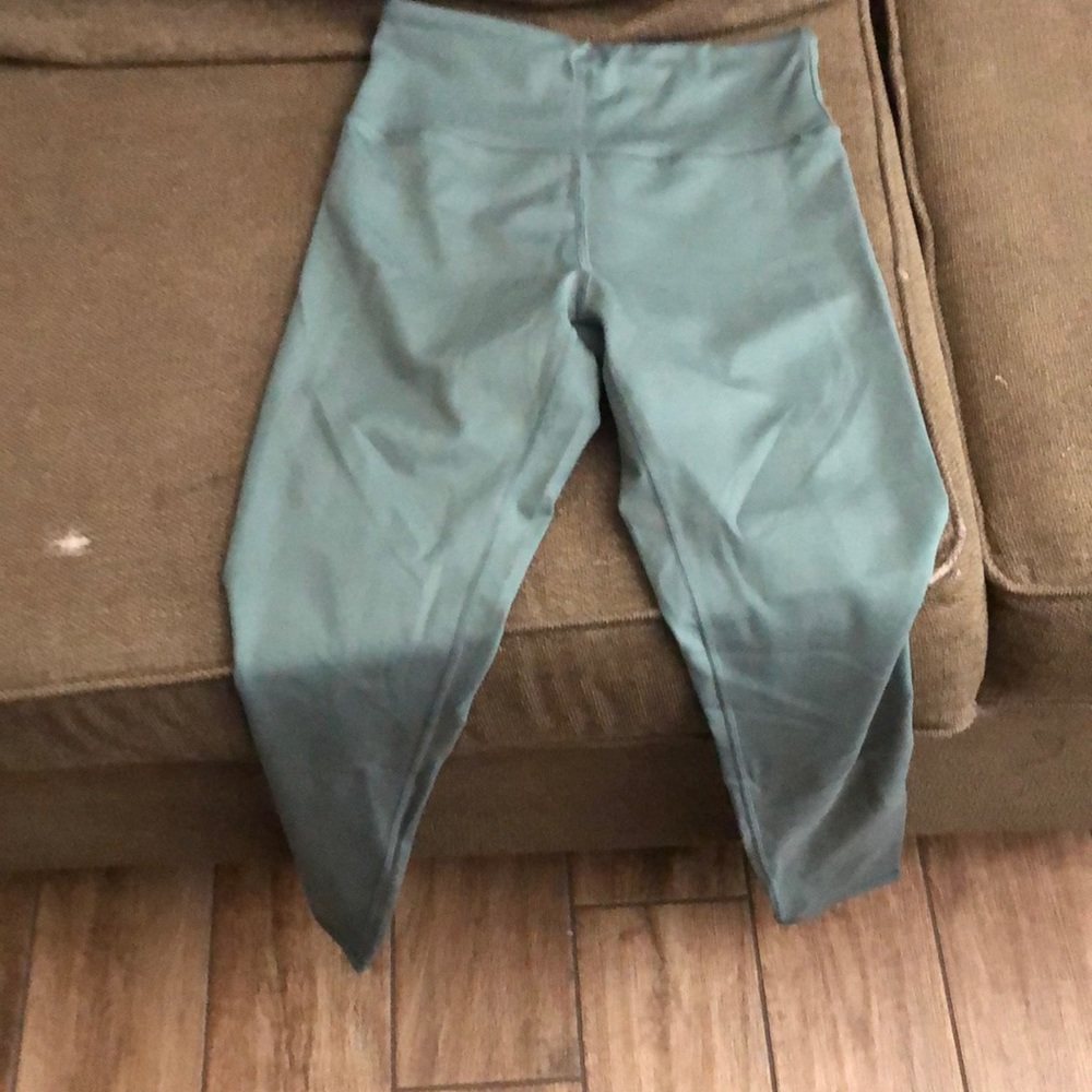 Balance collection workout leggings